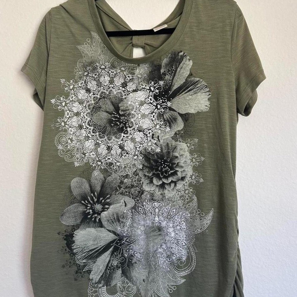 Y2K whimsigoth grunge t-shirt rhinestone olive green keyhole back
